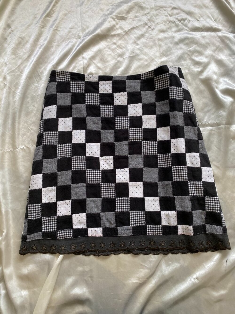 Vintage y2k Black & White Checkerboard Eyelet Mini Skirt Medium Unique Quilted
